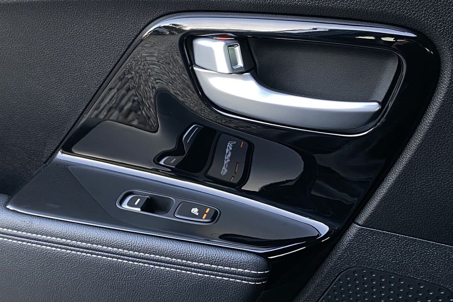 Продам Kia Niro 64 кВт Макс. комплектація 2020 года в Львове