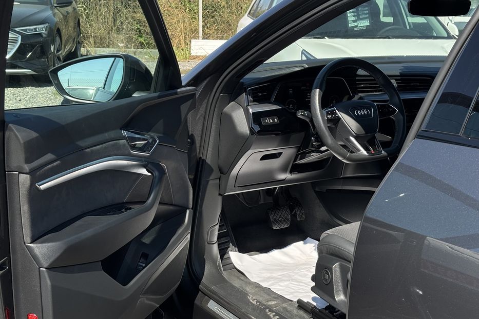 Продам Audi E-Tron 2022 года в Львове