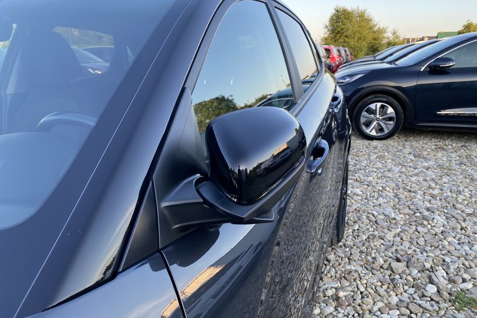 Продам Hyundai Kona 64кВтСліпізониПдгрівсиднькерма 2022 года в Львове