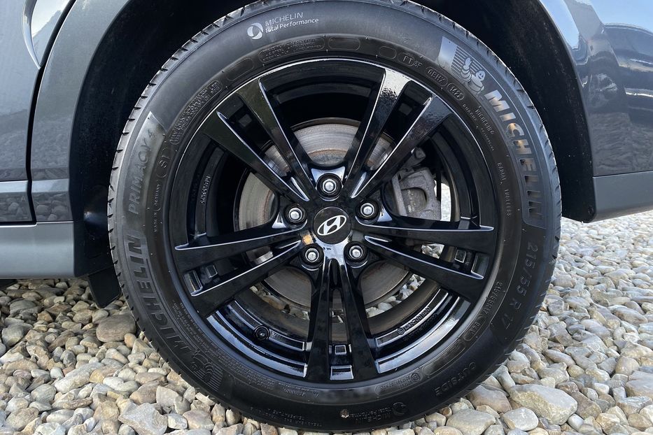 Продам Hyundai Kona 64кВтСліпізониПдгрівсиднькерма 2022 года в Львове
