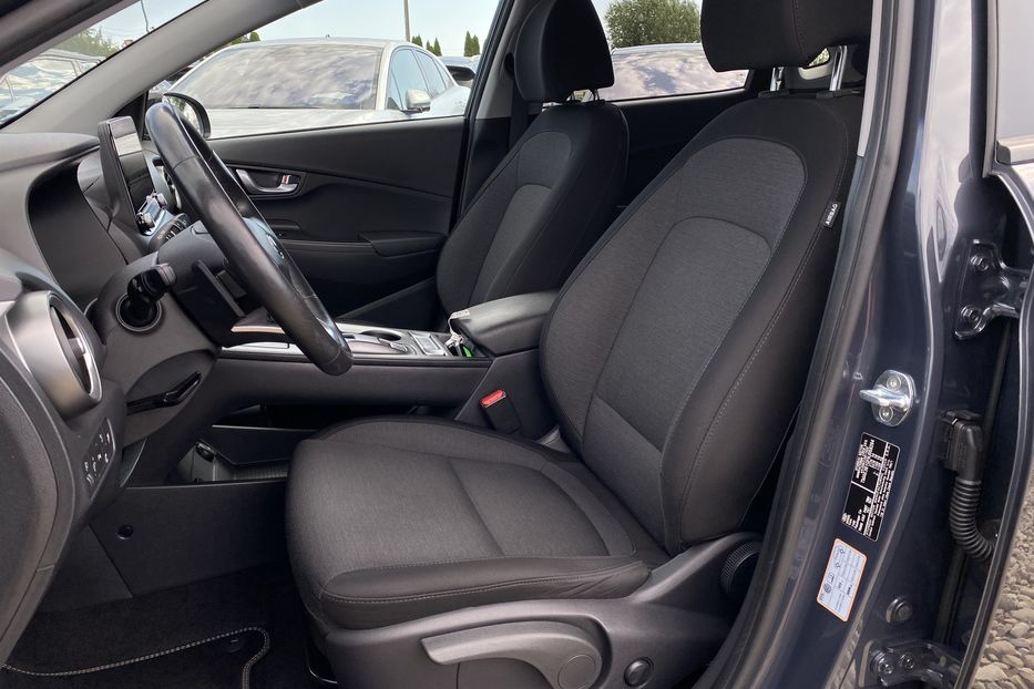 Продам Hyundai Kona 64кВтСліпізониПдгрівсиднькерма 2022 года в Львове