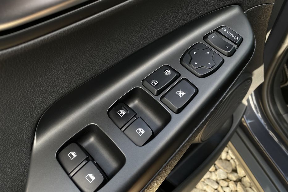 Продам Hyundai Kona 64кВтСліпізониПдгрівсиднькерма 2022 года в Львове