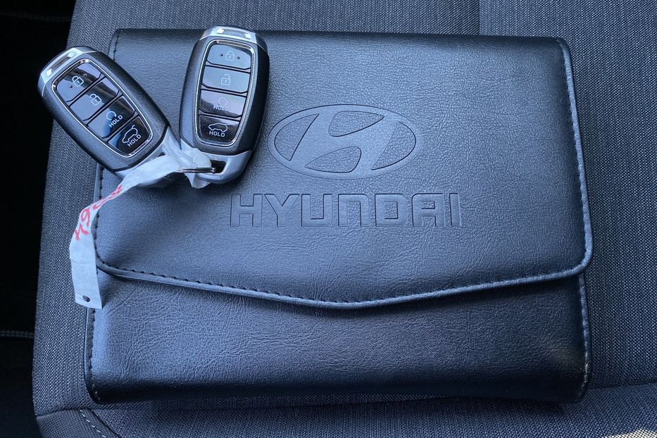 Продам Hyundai Kona 64кВтСліпізониПдгрівсиднькерма 2022 года в Львове