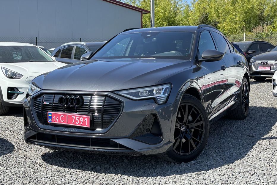 Продам Audi E-Tron 2022 года в Львове
