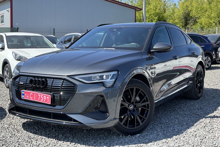 Продам Audi E-Tron 2022 года в Львове