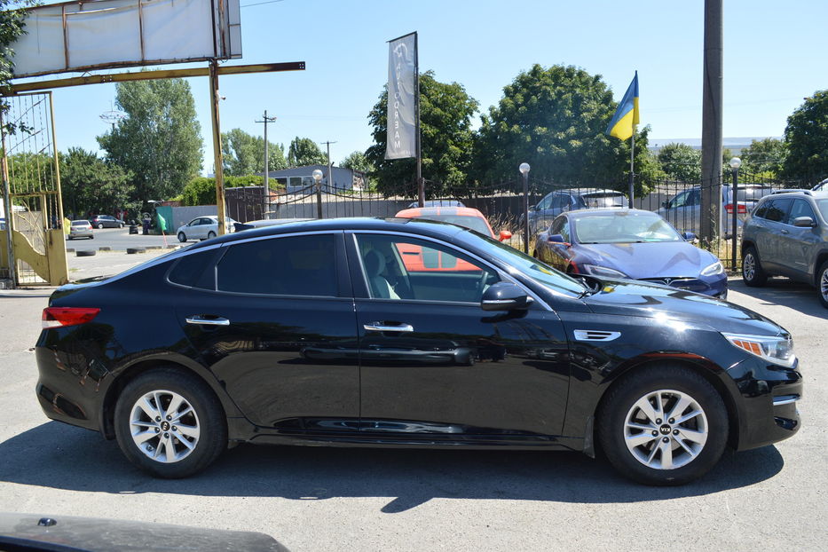 Продам Kia Optima 2.4 2016 года в Одессе