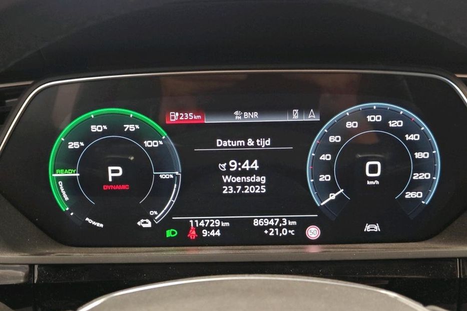 Продам Audi E-Tron edition v6926 2020 года в Луцке