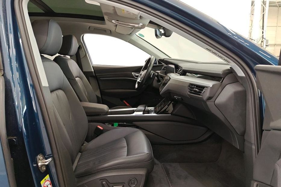 Продам Audi E-Tron edition v6926 2020 года в Луцке