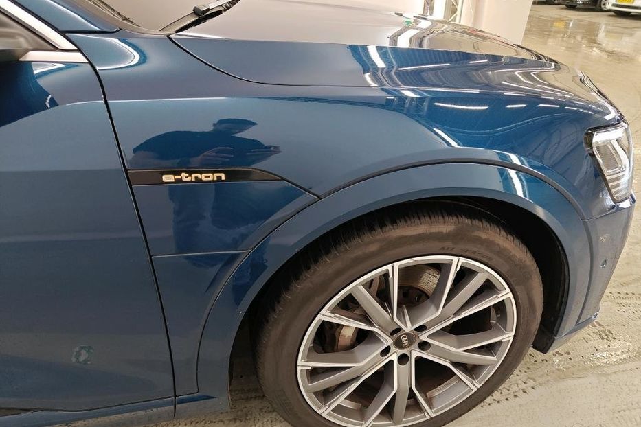 Продам Audi E-Tron edition v6926 2020 года в Луцке