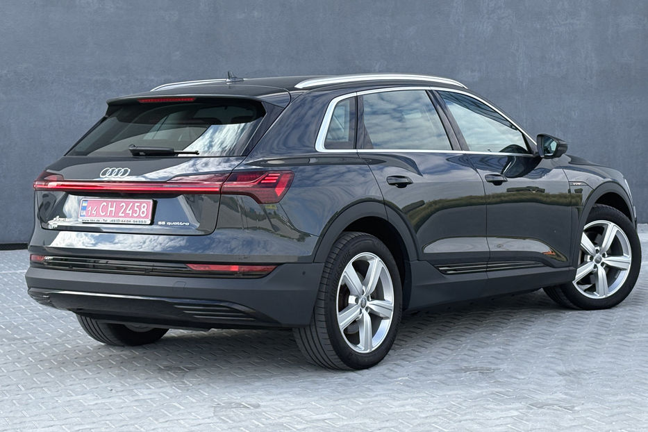 Продам Audi E-Tron 95 LED KLIMA NAVI  2019 года в Львове