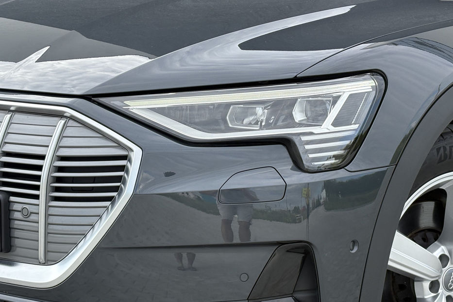 Продам Audi E-Tron 95 LED KLIMA NAVI  2019 года в Львове