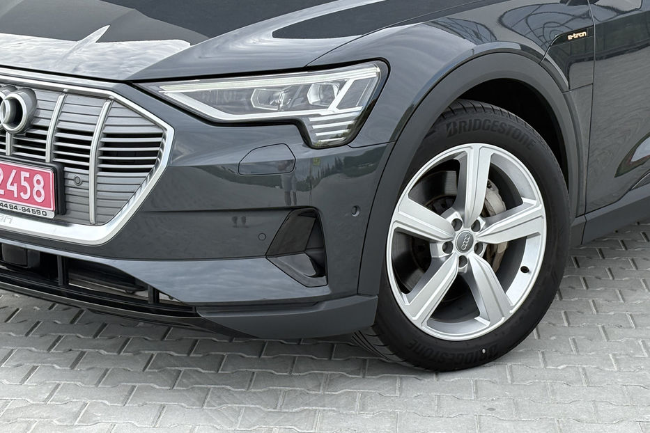 Продам Audi E-Tron 95 LED KLIMA NAVI  2019 года в Львове