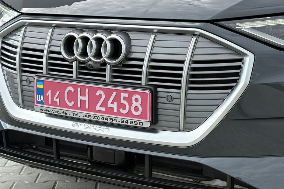 Продам Audi E-Tron 95 LED KLIMA NAVI  2019 года в Львове