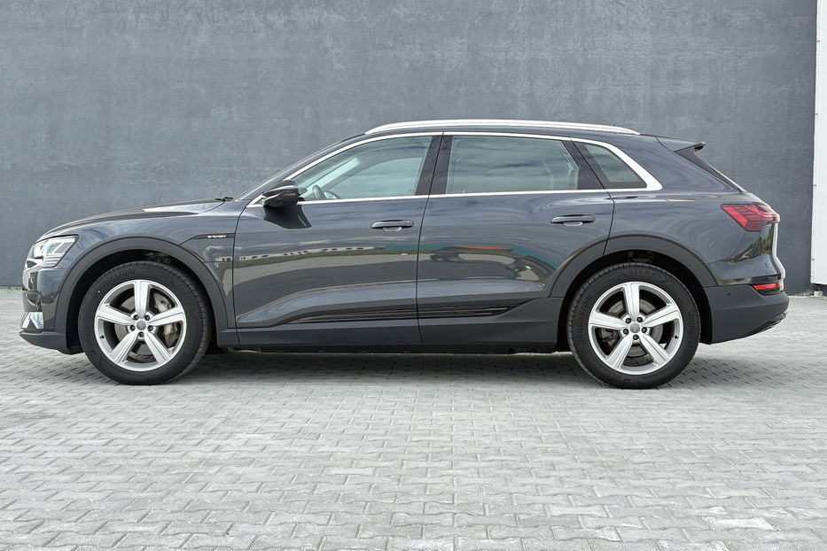 Продам Audi E-Tron 95 LED KLIMA NAVI  2019 года в Львове