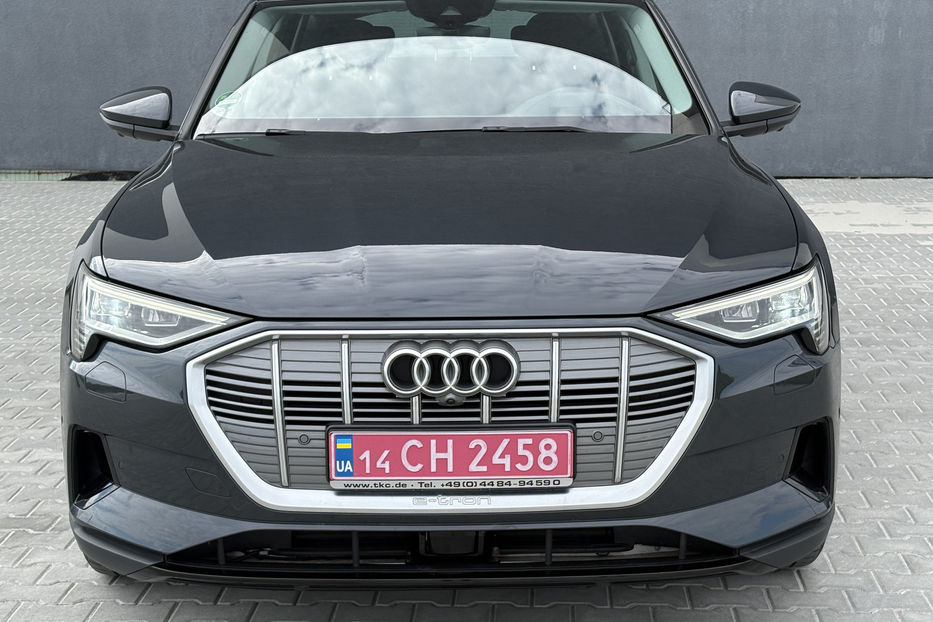 Продам Audi E-Tron 95 LED KLIMA NAVI  2019 года в Львове