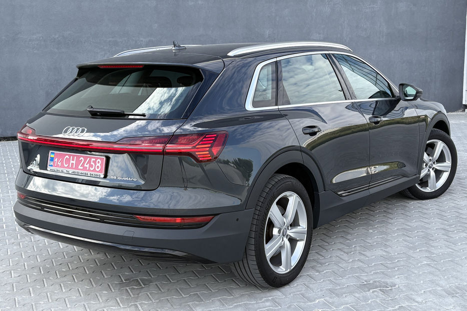 Продам Audi E-Tron 95 LED KLIMA NAVI  2019 года в Львове