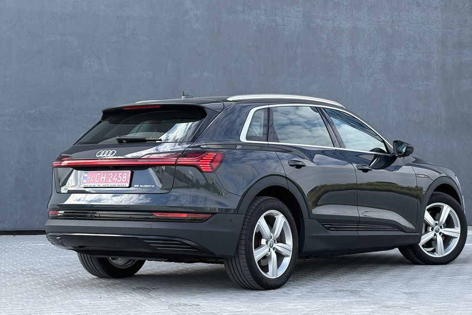 Продам Audi E-Tron 95 LED KLIMA NAVI  2019 года в Львове