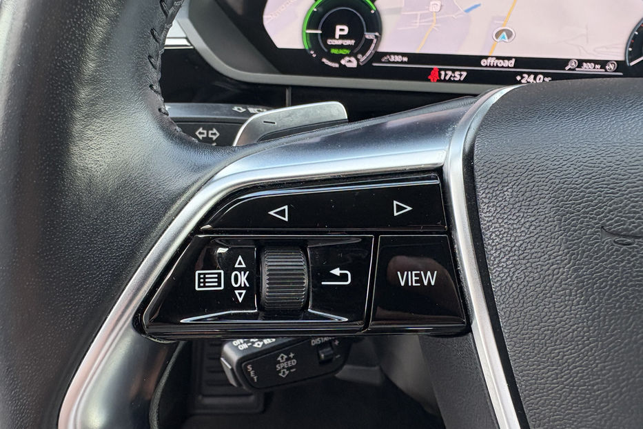 Продам Audi E-Tron 95 LED KLIMA NAVI  2019 года в Львове