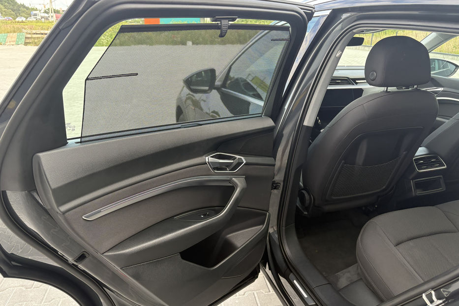 Продам Audi E-Tron 95 LED KLIMA NAVI  2019 года в Львове