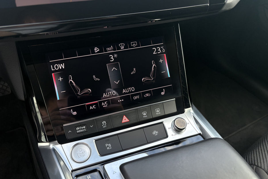 Продам Audi E-Tron 95 LED KLIMA NAVI  2019 года в Львове