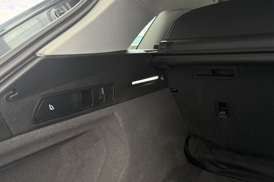 Продам Audi E-Tron 95 LED KLIMA NAVI  2019 года в Львове