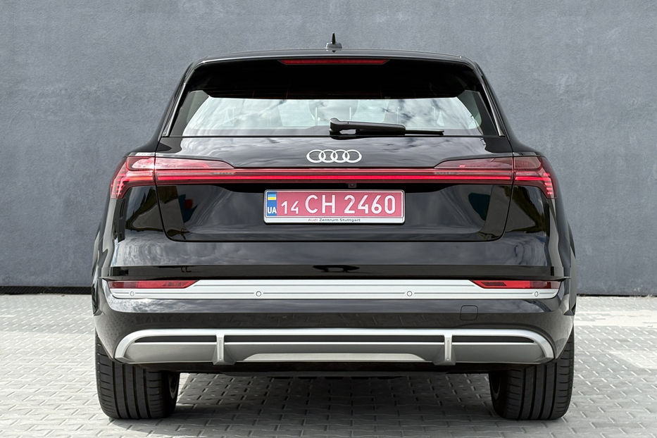 Продам Audi E-Tron E-TRON S 370KW S-LINE NE MALOV 2021 года в Львове