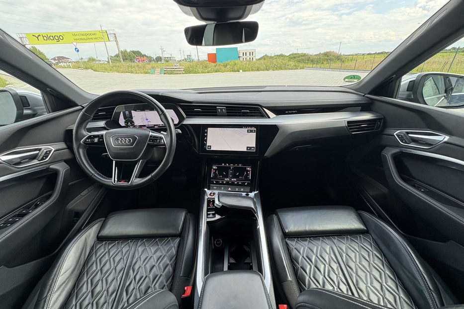 Продам Audi E-Tron E-TRON S 370KW S-LINE NE MALOV 2021 года в Львове