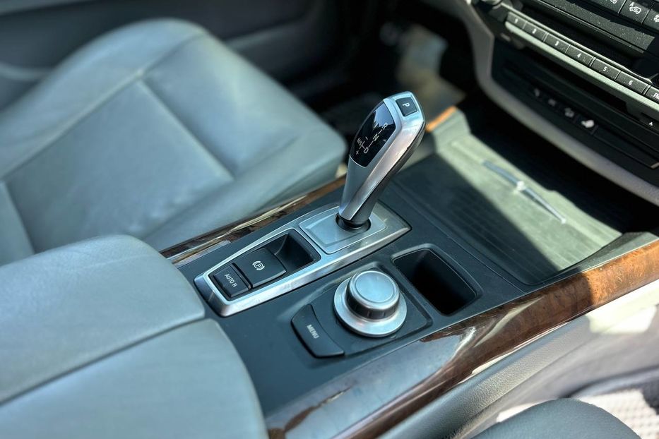 Продам BMW X5 2009 года в Черновцах