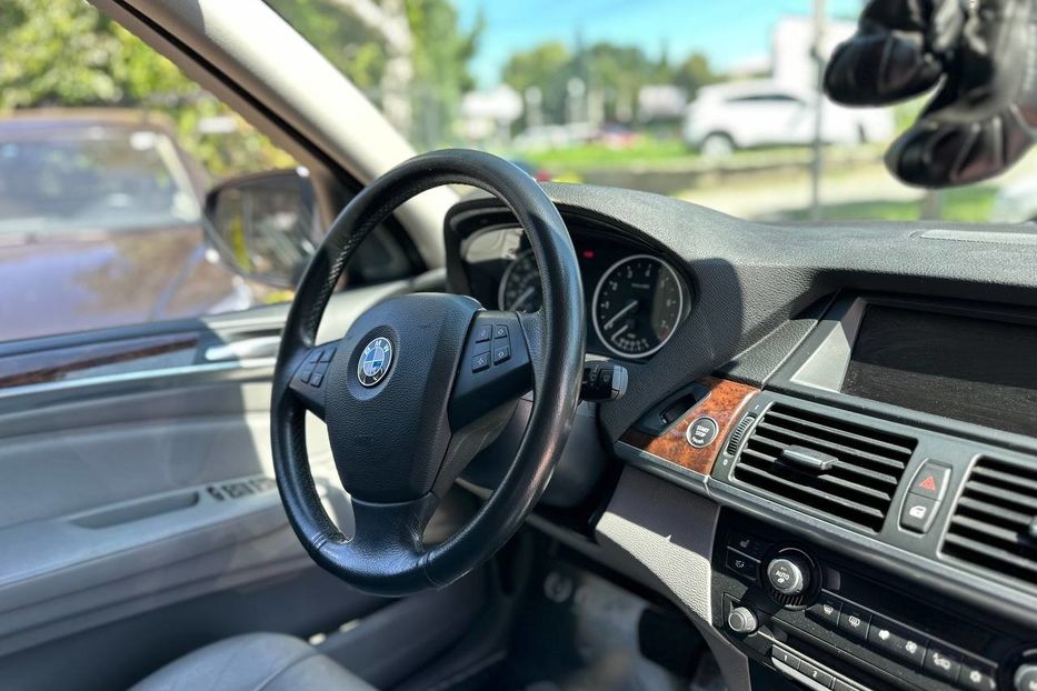 Продам BMW X5 2009 года в Черновцах