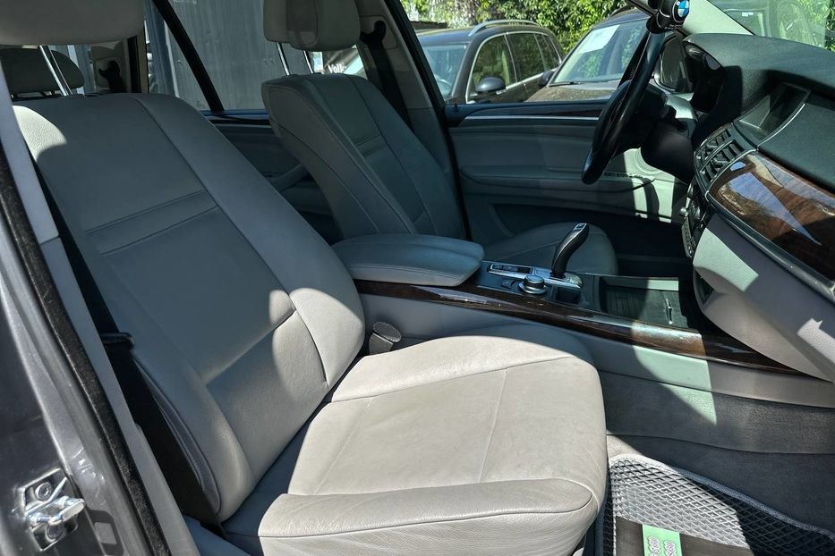 Продам BMW X5 2009 года в Черновцах