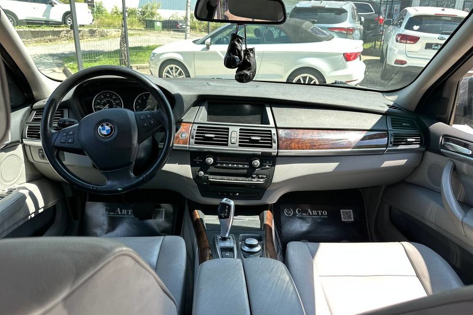 Продам BMW X5 2009 года в Черновцах