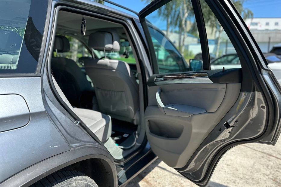 Продам BMW X5 2009 года в Черновцах