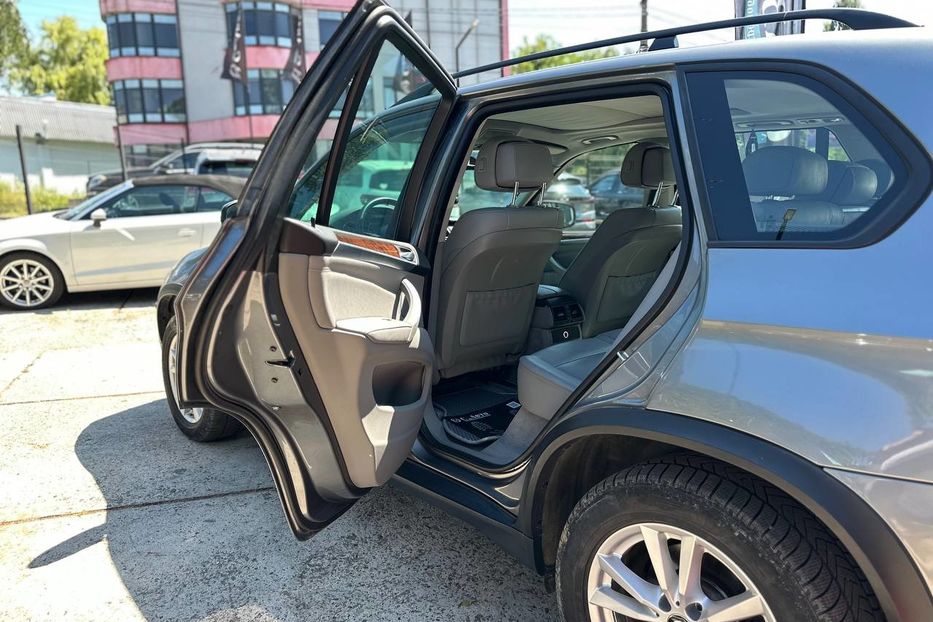 Продам BMW X5 2009 года в Черновцах