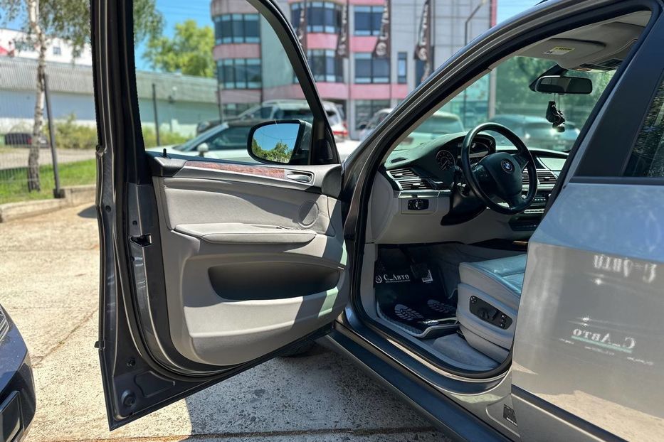 Продам BMW X5 2009 года в Черновцах