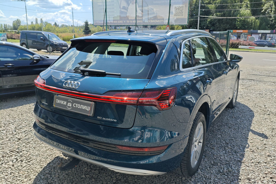 Продам Audi E-Tron 2020 года в Киеве