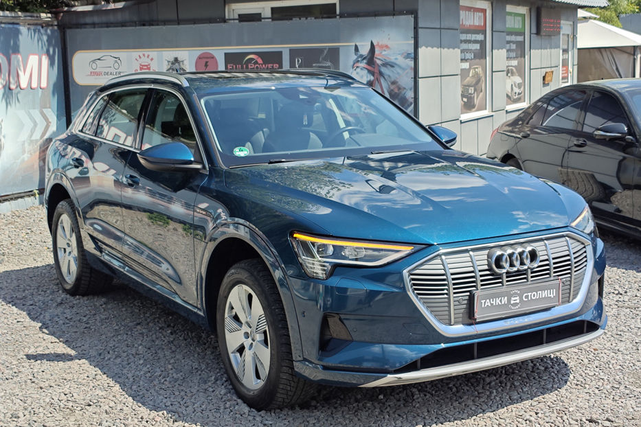 Продам Audi E-Tron 2020 года в Киеве