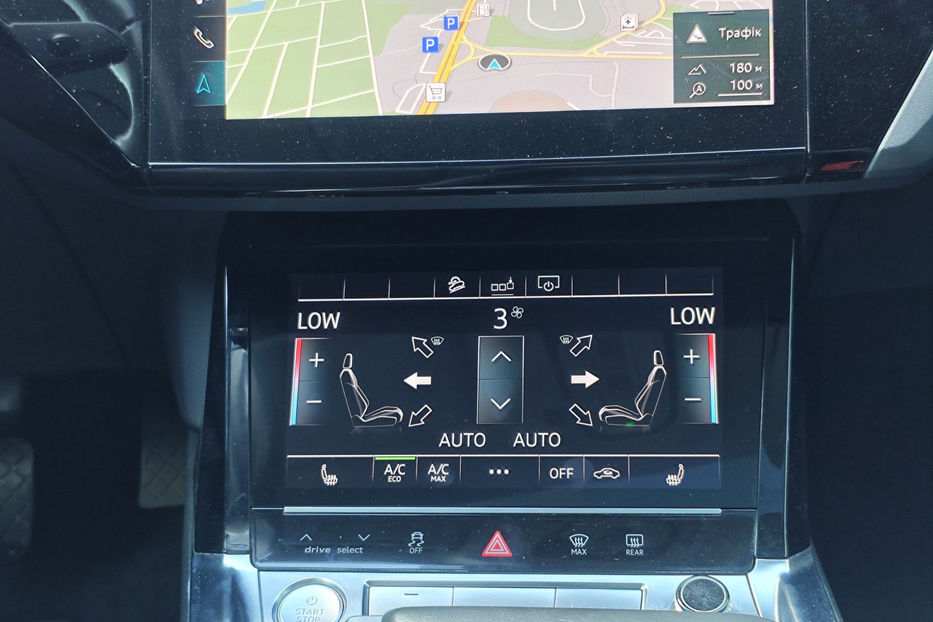 Продам Audi E-Tron 2020 года в Киеве