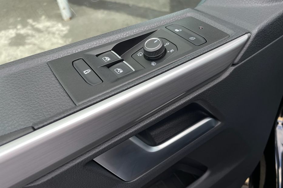 Продам Volkswagen Multivan T6.1 Bulli Long 2023 года в Киеве