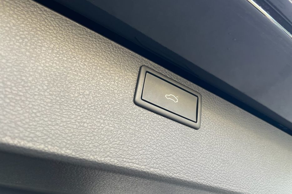 Продам Volkswagen Multivan T6.1 Bulli Long 2023 года в Киеве