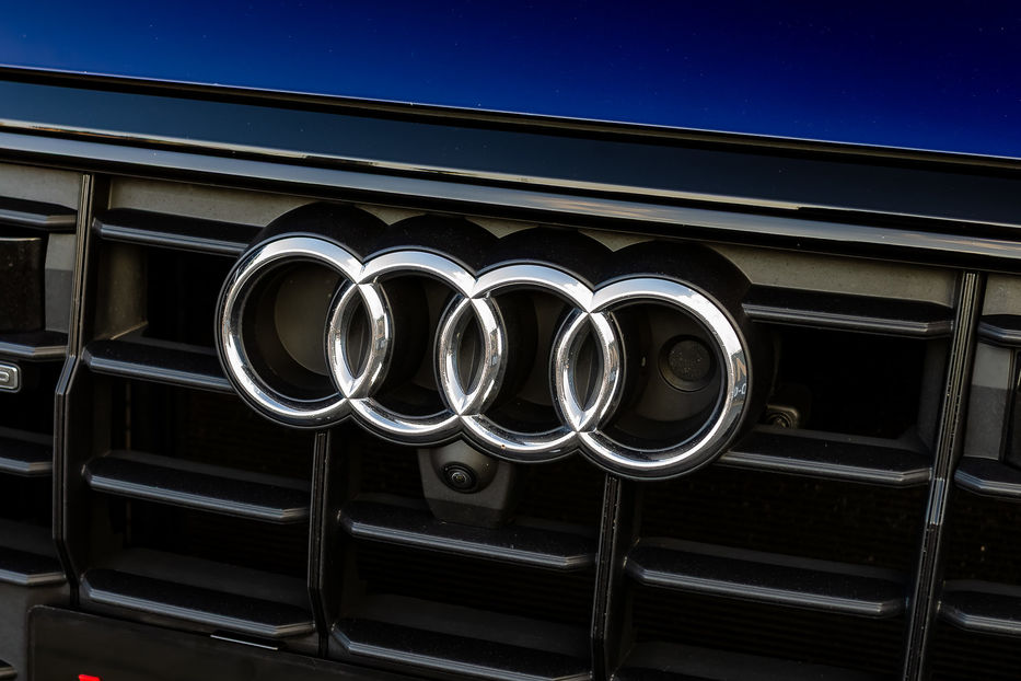 Продам Audi Q8 55TFSI S-Line 2018 года в Киеве