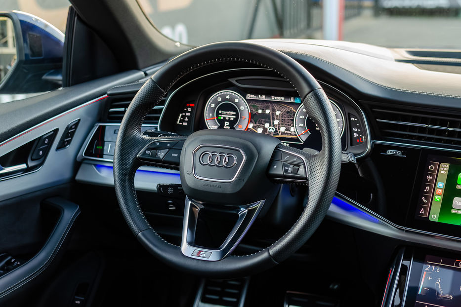 Продам Audi Q8 55TFSI S-Line 2018 года в Киеве