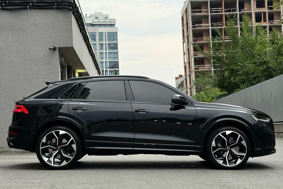Продам Audi RS Q8 2020 года в Киеве
