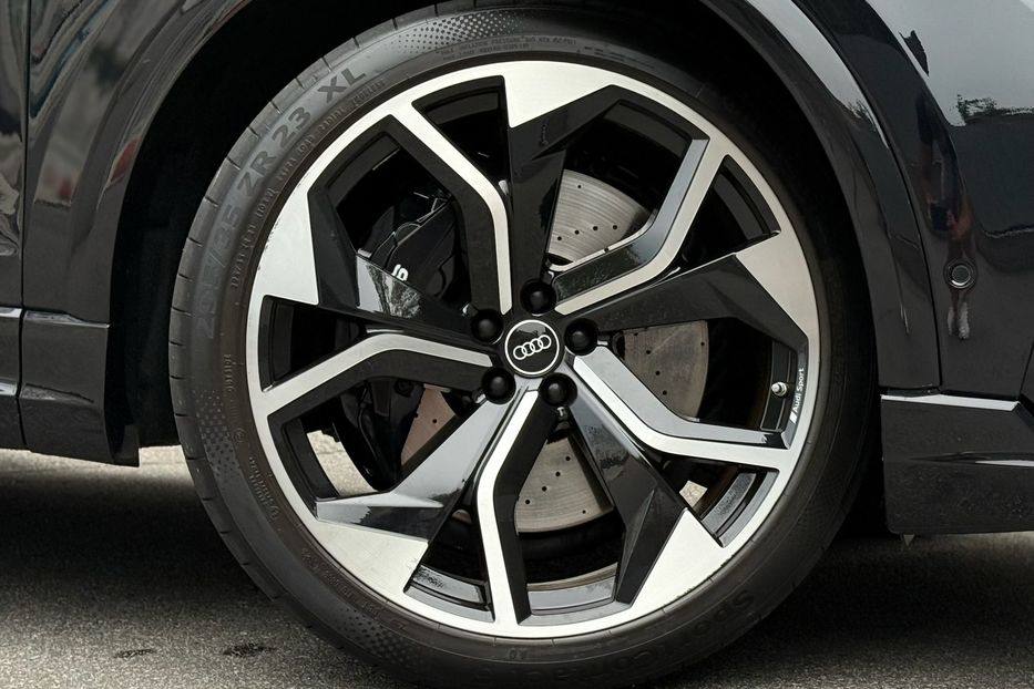 Продам Audi RS Q8 2020 года в Киеве