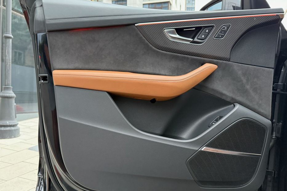 Продам Audi RS Q8 2020 года в Киеве