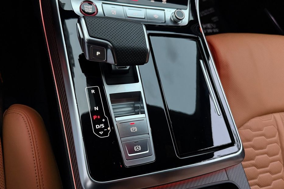 Продам Audi RS Q8 2020 года в Киеве