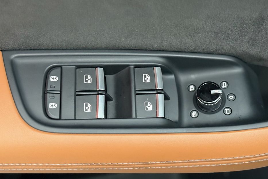 Продам Audi RS Q8 2020 года в Киеве