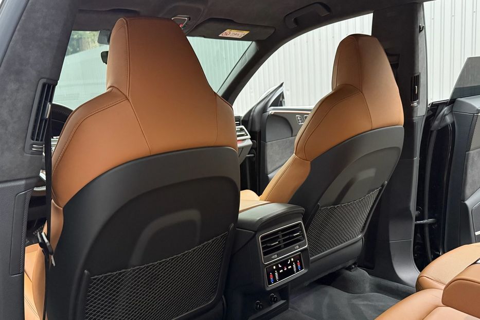 Продам Audi RS Q8 2020 года в Киеве