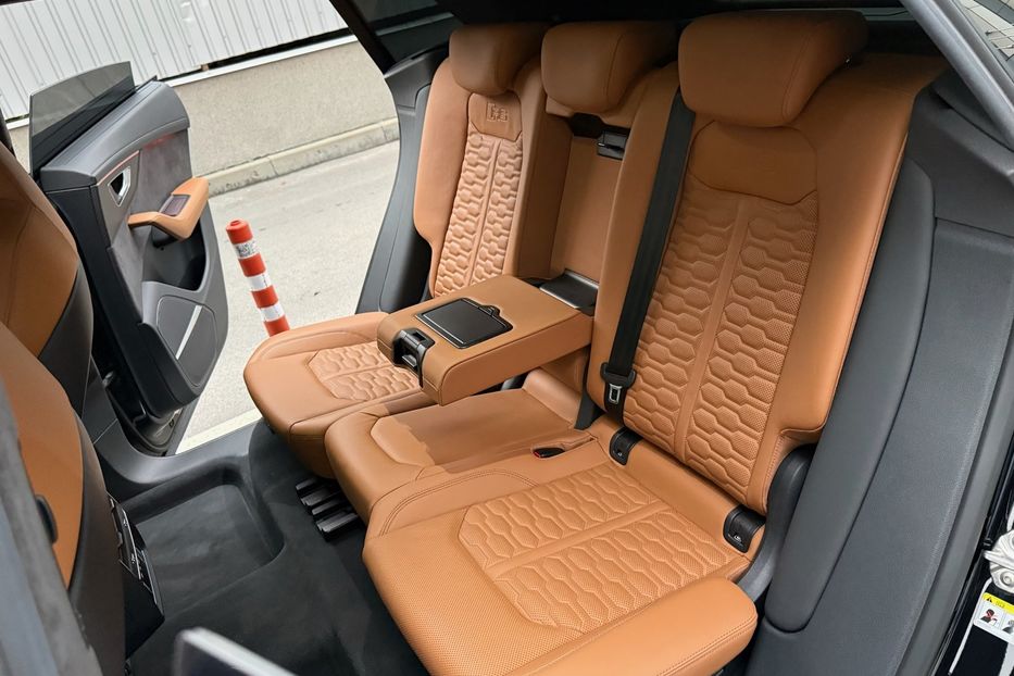 Продам Audi RS Q8 2020 года в Киеве
