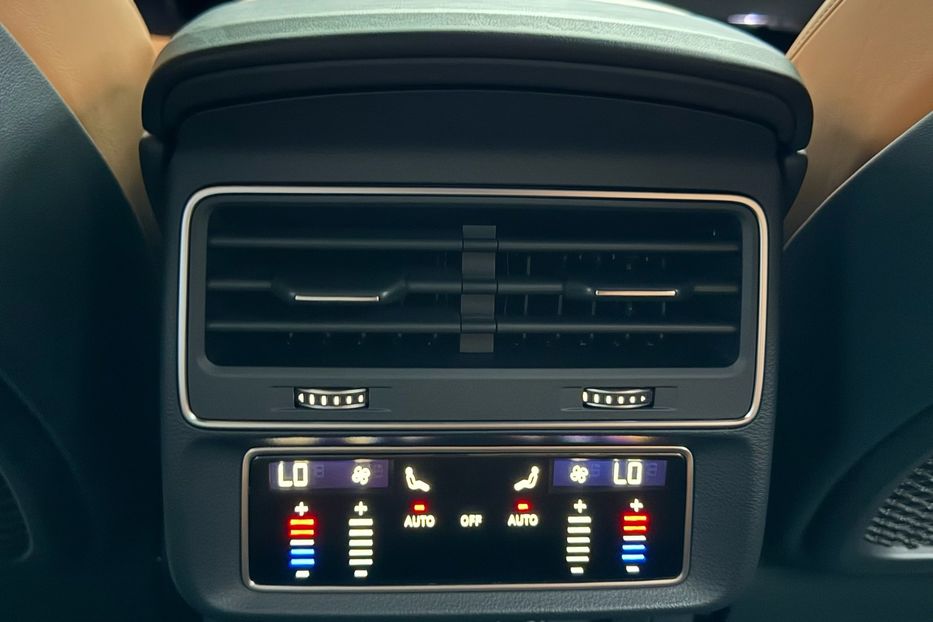 Продам Audi RS Q8 2020 года в Киеве