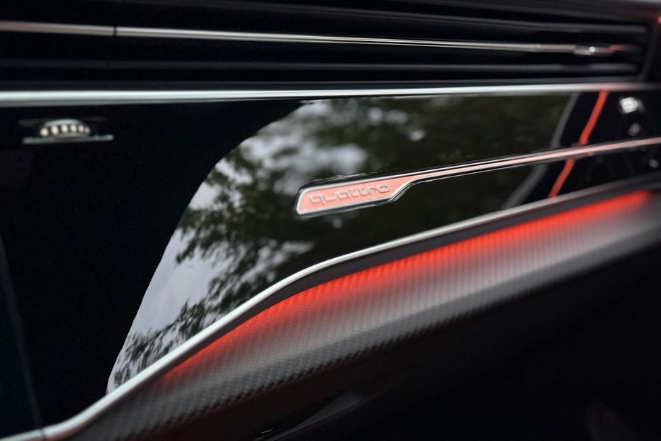 Продам Audi RS Q8 2020 года в Киеве